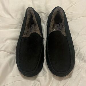 UGG Mens Ascot Slippers Leather Size 7 Black New